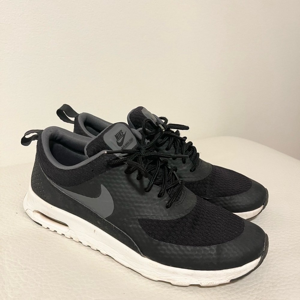 Nike Air Max Thea Sneakers Size 7.5